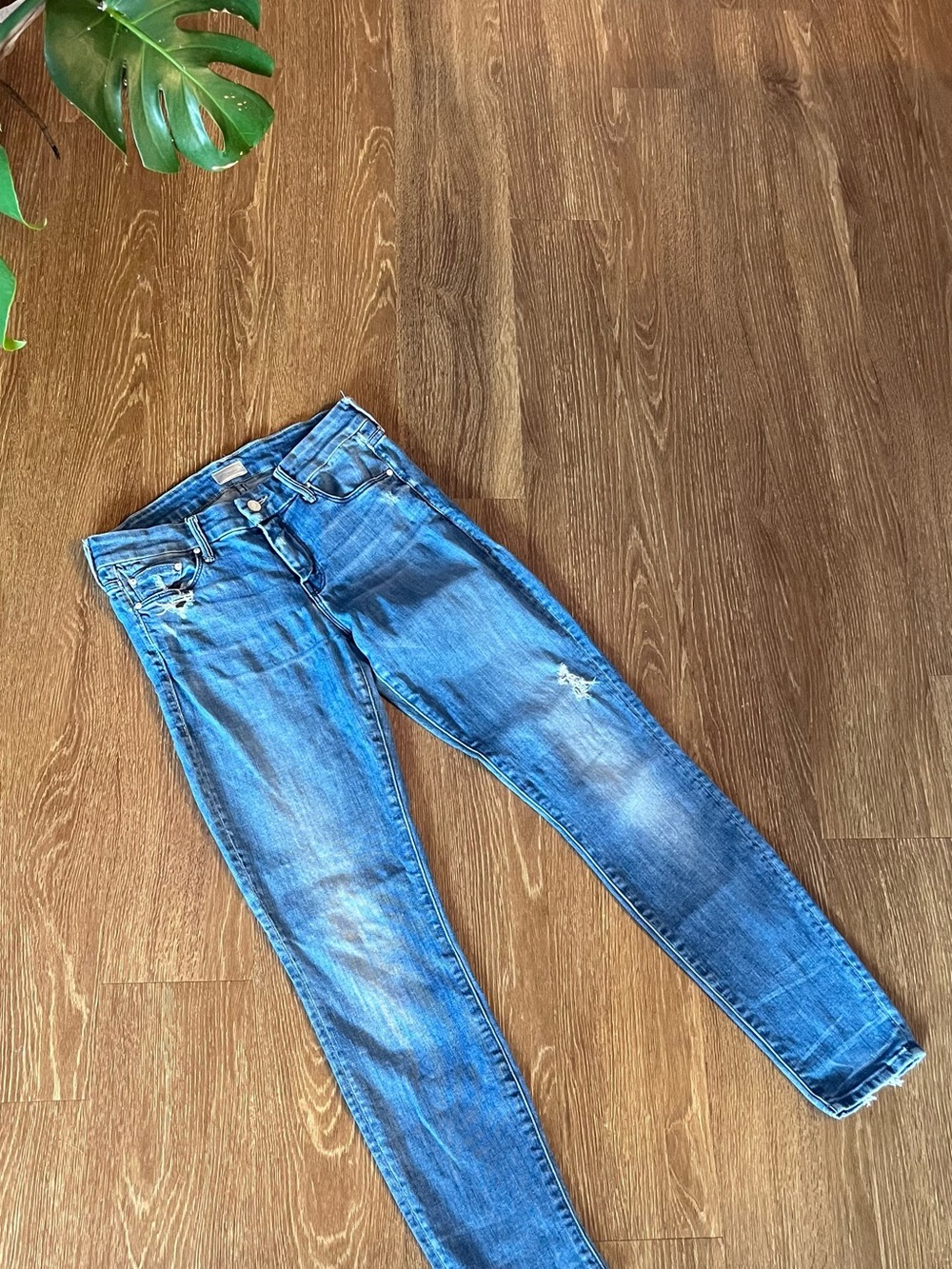 MOTHER Light Blue Skinny Jeans - Picture 3 of 10